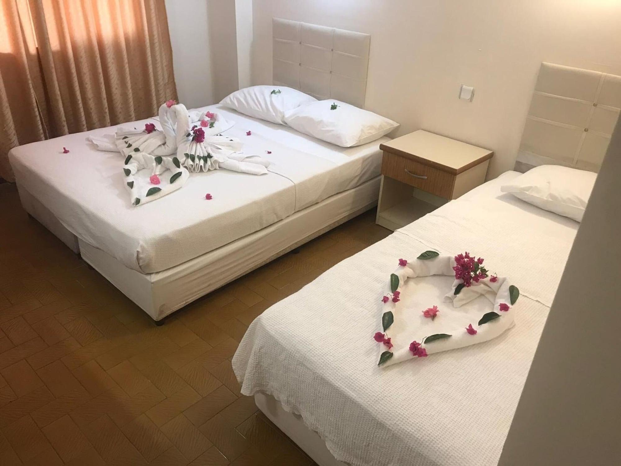 Unver Hotel Marmaris Exterior photo